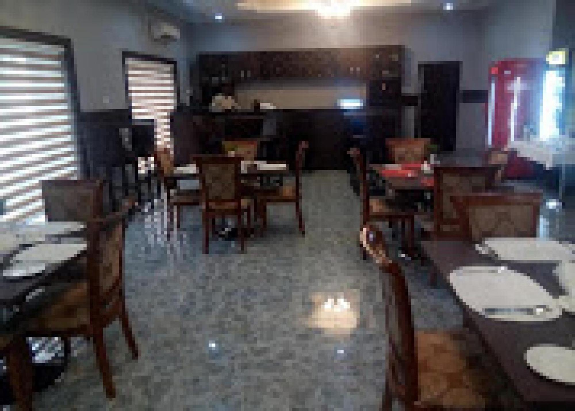 Room In Lodge - Bayse One Premium Hotel Ibadan Luaran gambar